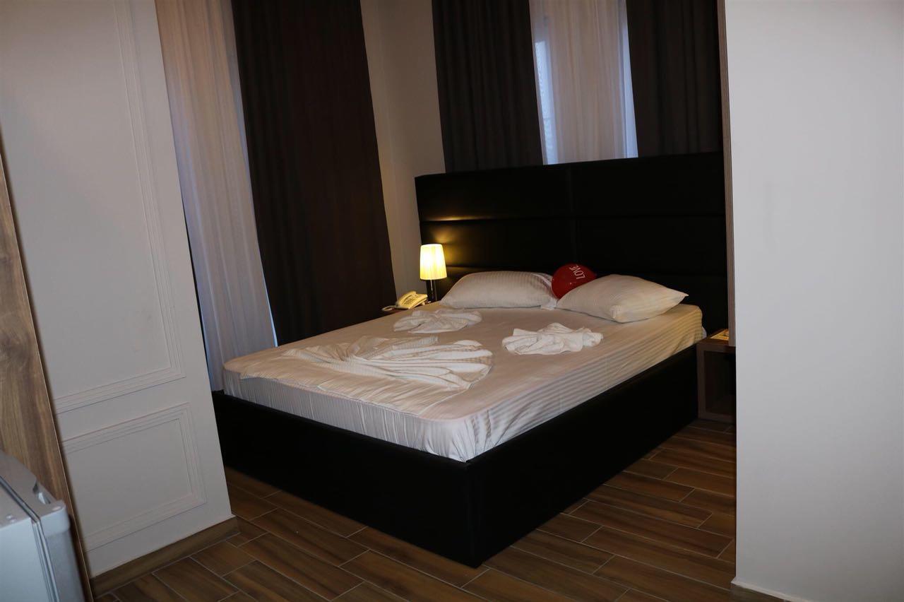 Hotel Golden Shkoder Luaran gambar