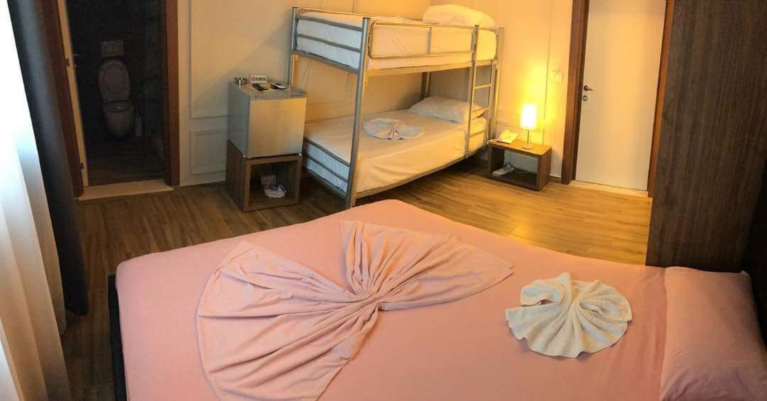 Hotel Golden Shkoder Luaran gambar